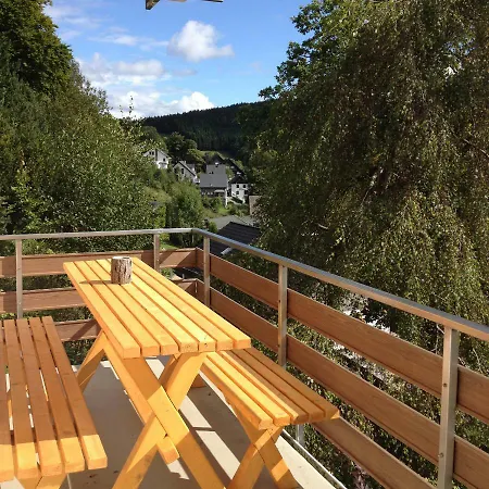 Edel Apartment